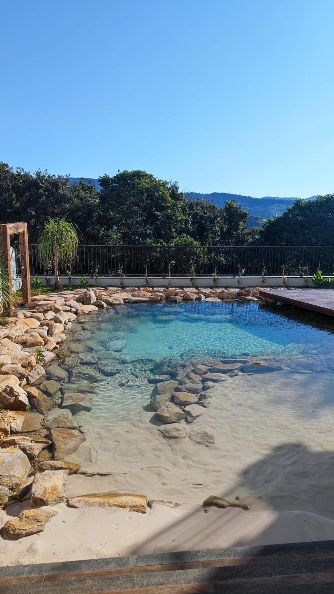 Lake's House *